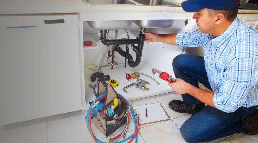 Local expert plumbing services in Mantachie, MS
